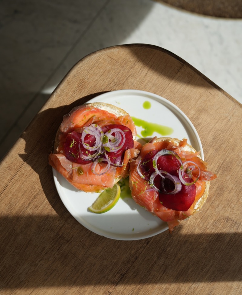 Salmon Bagel with Beetroot